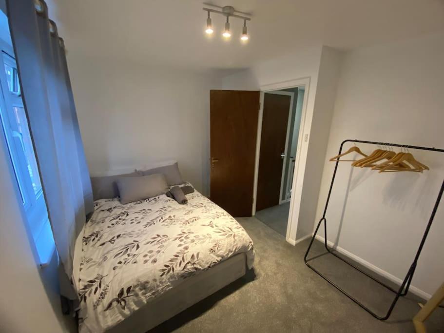 Entire 1 Bedroom House Appartement
